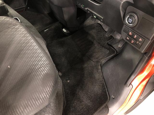 ハイゼットカーゴクルーズ　走行８２４３４キロ／タイヤ４本交換／ナビ一年保証・走行距離無制限走行８２４３４キロ　タイヤ４本交換　フルセグナビ　ドラレコ　ＥＴＣ　クリアランスソナー　オートライト（埼玉県）の中古車