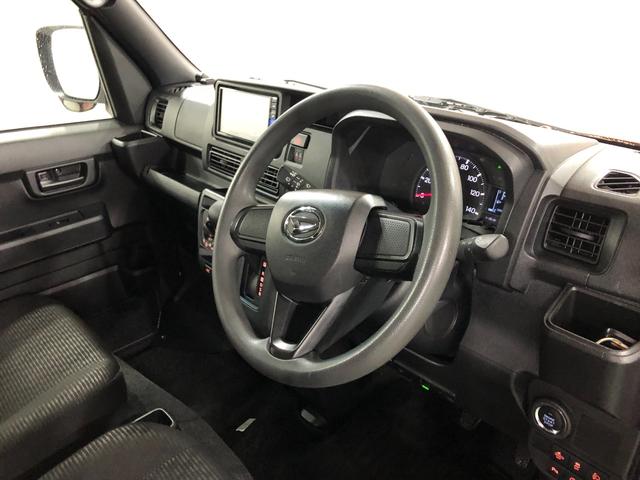 ハイゼットカーゴクルーズ　走行８２４３４キロ／タイヤ４本交換／ナビ一年保証・走行距離無制限走行８２４３４キロ　タイヤ４本交換　フルセグナビ　ドラレコ　ＥＴＣ　クリアランスソナー　オートライト（埼玉県）の中古車