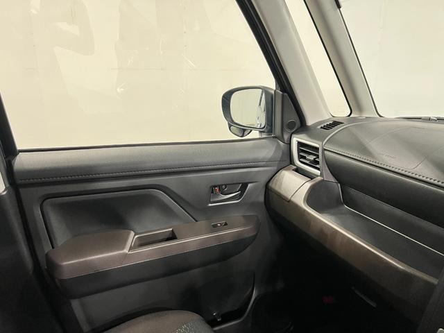 トールＧ　走行２３０４５キロ／後席モニター／ナビ／バックカメラフルセグナビ　バックカメラ　ＥＴＣ　後席モニター　ドラレコ　両側電動スライドドア　オートライト　一年保証・走行距離無制限走行２３０４５キロ（東京都）の中古車