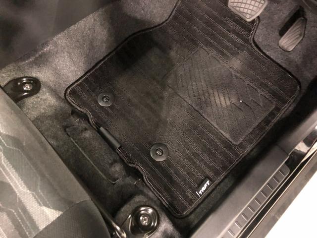 タフトＧターボ　クロムベンチャー　走行９３５６キロ／ナビ／ドラレコフルセグナビ　ブルートゥースあ全周囲カメラ　ドラレコ　クリアランスソナー　オートライト　ＬＥＤヘッドライト　シートヒーター　一年保証・走行距離無制限走行９３５６キロ　車検整備付（東京都）の中古車