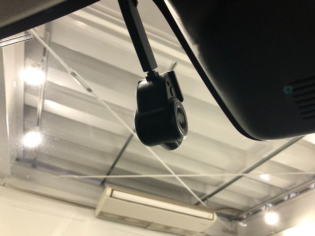 ロッキープレミアム　走行２７０７４キロ／車検整備付／ナビ／ドラレコ一年保証・走行距離無制限走行２７０７４キロ　車検整備付　フルセグナビ　ブルートゥース　全周囲カメラ　ドラレコ　ＥＴＣ　クリアランスソナー　オートライト　ＬＥＤヘッドライト　シートヒーター（埼玉県）の中古車