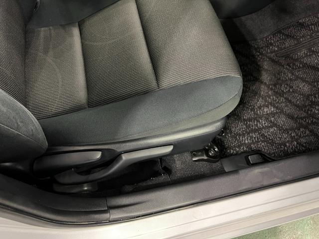 アクアＳスタイルブラック　車検整備付／走行１０３０５３キロ／ナビ１年保証距離無制限　走行距離１０３０５３キロ　車検整備付　ワンセグナビ　バックカメラ　ブルートゥース　ドラレコ　純正マット　オートライト（埼玉県）の中古車