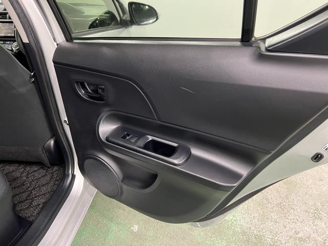 アクアＳスタイルブラック　車検整備付／走行１０３０５３キロ／ナビ１年保証距離無制限　走行距離１０３０５３キロ　車検整備付　ワンセグナビ　バックカメラ　ブルートゥース　ドラレコ　純正マット　オートライト（埼玉県）の中古車