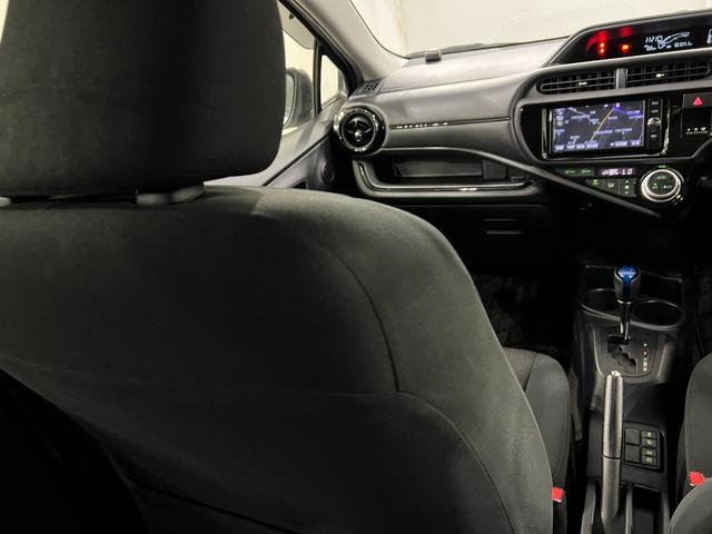 アクアＳスタイルブラック　車検整備付／走行１０３０５３キロ／ナビ１年保証距離無制限　走行距離１０３０５３キロ　車検整備付　ワンセグナビ　バックカメラ　ブルートゥース　ドラレコ　純正マット　オートライト（埼玉県）の中古車