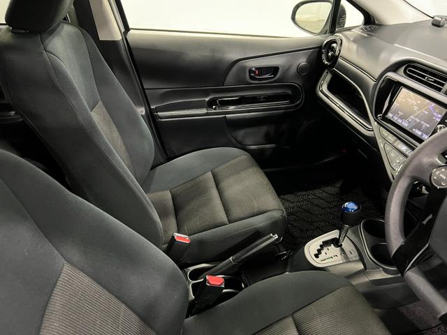 アクアＳスタイルブラック　車検整備付／走行１０３０５３キロ／ナビ１年保証距離無制限　走行距離１０３０５３キロ　車検整備付　ワンセグナビ　バックカメラ　ブルートゥース　ドラレコ　純正マット　オートライト（埼玉県）の中古車