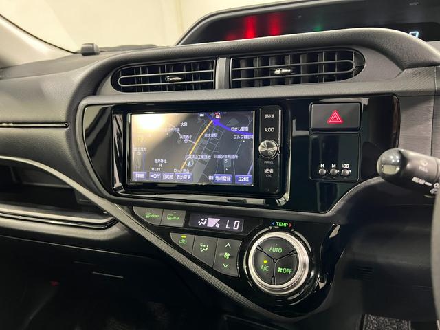 アクアＳスタイルブラック　車検整備付／走行１０３０５３キロ／ナビ１年保証距離無制限　走行距離１０３０５３キロ　車検整備付　ワンセグナビ　バックカメラ　ブルートゥース　ドラレコ　純正マット　オートライト（埼玉県）の中古車