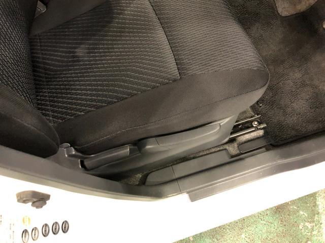 ワゴンＲスティングレーＸ　走行８６０７６キロ／車検整備付／ナビ／純正マット１年保証距離無制限　走行距離８６０７６キロ　車検整備付　ナビ　純正マット　助手席エアバッグ　オートライト　ＨＩＤヘッドランプ　アイドリングストップ　プッシュボタンスタート（東京都）の中古車