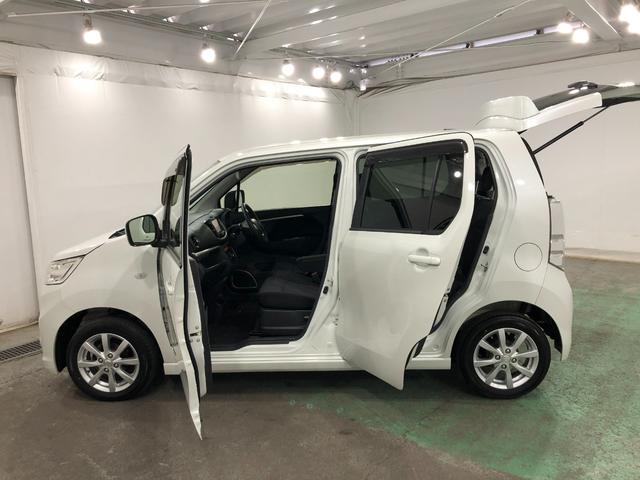 ワゴンＲスティングレーＸ　走行８６０７６キロ／車検整備付／ナビ／純正マット１年保証距離無制限　走行距離８６０７６キロ　車検整備付　ナビ　純正マット　助手席エアバッグ　オートライト　ＨＩＤヘッドランプ　アイドリングストップ　プッシュボタンスタート（東京都）の中古車