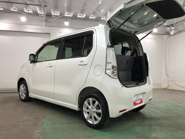 ワゴンＲスティングレーＸ　走行８６０７６キロ／車検整備付／ナビ／純正マット１年保証距離無制限　走行距離８６０７６キロ　車検整備付　ナビ　純正マット　助手席エアバッグ　オートライト　ＨＩＤヘッドランプ　アイドリングストップ　プッシュボタンスタート（東京都）の中古車