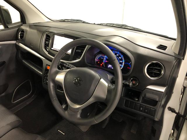 ワゴンＲスティングレーＸ　走行８６０７６キロ／車検整備付／ナビ／純正マット１年保証距離無制限　走行距離８６０７６キロ　車検整備付　ナビ　純正マット　助手席エアバッグ　オートライト　ＨＩＤヘッドランプ　アイドリングストップ　プッシュボタンスタート（東京都）の中古車