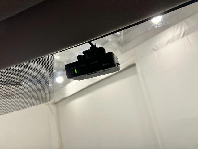 ｅＫクロスＴ　走行２２６９０キロ／ナビ／全周囲カメラ／ドラレコ／ＥＴＣ一年保証・走行距離無制限走行２２６９０キロ　フルセグナビ　全周囲カメラ　ドラレコ　オートライト　ＬＥＤヘッドライト　　ベンチシート（埼玉県）の中古車