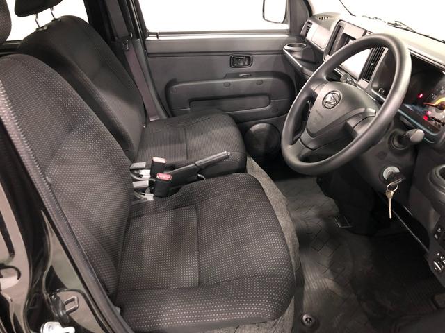 ハイゼットカーゴクルーズＳＡIII　走行２０４２０キロ／ナビ／バックカメラ１年保証距離無制限　走行距離２０４２０キロ　フルセグナビ　バックカメラ　ブルートゥース　純正マット　助手席エアバッグ　アイドリングストップ（埼玉県）の中古車