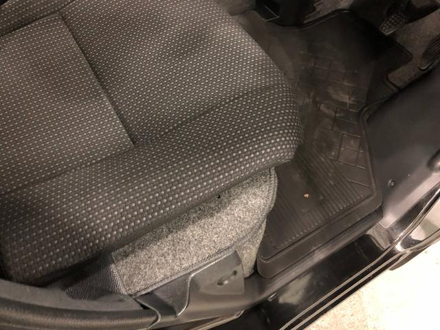 ハイゼットカーゴクルーズＳＡIII　走行２０４２０キロ／ナビ／バックカメラ１年保証距離無制限　走行距離２０４２０キロ　フルセグナビ　バックカメラ　ブルートゥース　純正マット　助手席エアバッグ　アイドリングストップ（埼玉県）の中古車