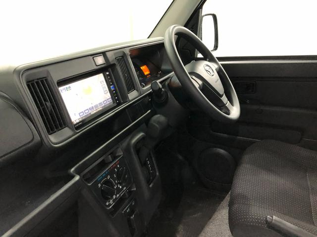 ハイゼットカーゴクルーズＳＡIII　走行２０４２０キロ／ナビ／バックカメラ１年保証距離無制限　走行距離２０４２０キロ　フルセグナビ　バックカメラ　ブルートゥース　純正マット　助手席エアバッグ　アイドリングストップ（埼玉県）の中古車