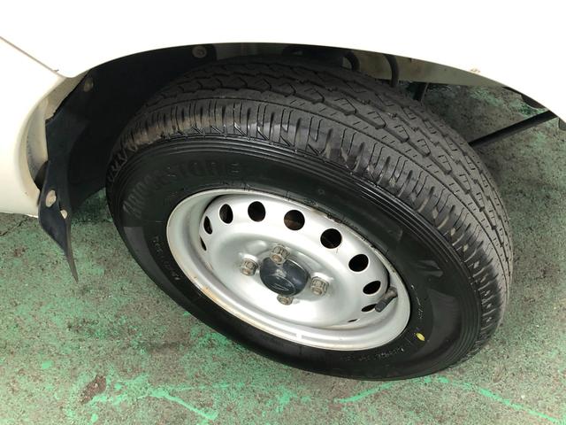 ハイゼットトラック農用スペシャル 4WD/MT車/走行46598キロ1年保証距離無制限 走行距離46598キロ 4WD マニュアル車 純正フロアマット FMAMラジオ 荷台作業灯 メンテナンスノート(埼玉県)の中古車