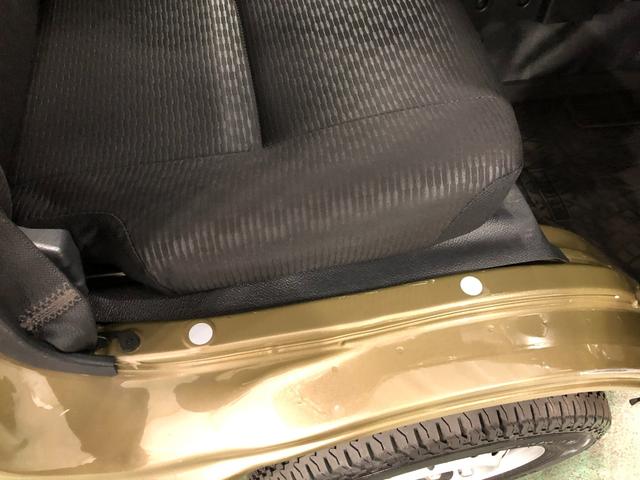 ハイゼットトラックジャンボエクストラ　車検整備付／走行４１２５８キロ／４ＷＤ１年保証距離無制限　走行距離４１２８５キロ　４ＷＤ　マニュアル車　純正マット　助手席エアバッグ　クリアランスソナー　ＬＥＤヘッドランプ　アイドリングストップ（埼玉県）の中古車