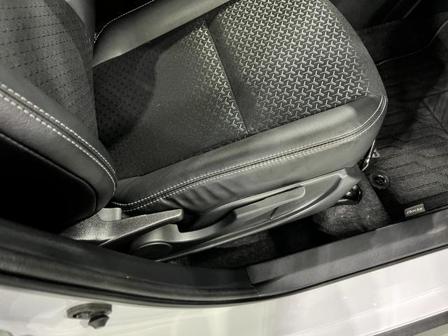 ロッキープレミアムＧ　走行３０６２キロ／ナビ／ドラレコ／全周囲カメラ一年保証・走行距離無制限走行３０６２キロ　フルセグナビ　ブルートゥース　全周囲カメラ　ドラレコ　ＥＴＣ　クリアランスソナー　オートライト　ＬＥＤヘッドライト　シートヒーター（埼玉県）の中古車