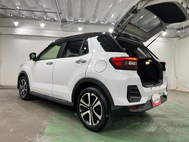 ロッキープレミアムＧ　走行３０６２キロ／ナビ／ドラレコ／全周囲カメラ一年保証・走行距離無制限走行３０６２キロ　フルセグナビ　ブルートゥース　全周囲カメラ　ドラレコ　ＥＴＣ　クリアランスソナー　オートライト　ＬＥＤヘッドライト　シートヒーター（埼玉県）の中古車