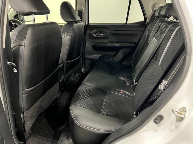 ロッキープレミアムＧ　走行３０６２キロ／ナビ／ドラレコ／全周囲カメラ一年保証・走行距離無制限走行３０６２キロ　フルセグナビ　ブルートゥース　全周囲カメラ　ドラレコ　ＥＴＣ　クリアランスソナー　オートライト　ＬＥＤヘッドライト　シートヒーター（埼玉県）の中古車