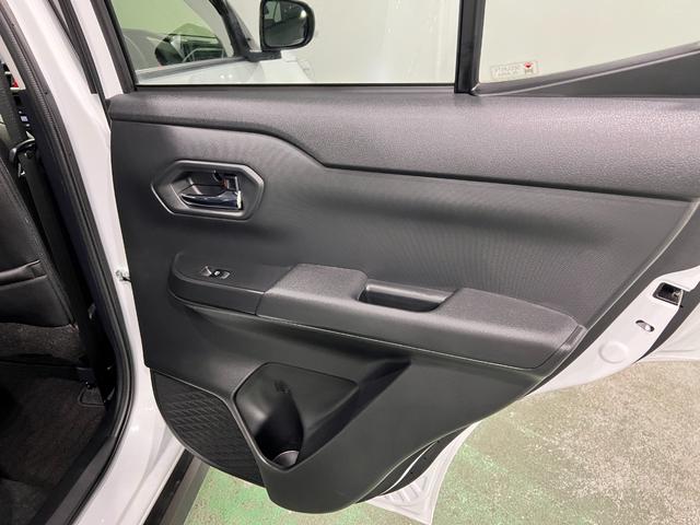 ロッキープレミアムＧ　走行３０６２キロ／ナビ／ドラレコ／全周囲カメラ一年保証・走行距離無制限走行３０６２キロ　フルセグナビ　ブルートゥース　全周囲カメラ　ドラレコ　ＥＴＣ　クリアランスソナー　オートライト　ＬＥＤヘッドライト　シートヒーター（埼玉県）の中古車