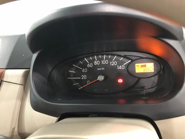 ミラＸスペシャル　走行１８９５２キロ／車検整備付／５速ＭＴ１年保証距離無制限　走行距離１８９５２キロ　車検整備付　マニュアル車　ＣＤチューナー　純正カーペットマット　キーレスエントリー　マニュアルエアコン（埼玉県）の中古車