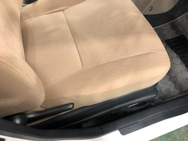 ミラＸスペシャル　走行１８９５２キロ／車検整備付／５速ＭＴ１年保証距離無制限　走行距離１８９５２キロ　車検整備付　マニュアル車　ＣＤチューナー　純正カーペットマット　キーレスエントリー　マニュアルエアコン（埼玉県）の中古車