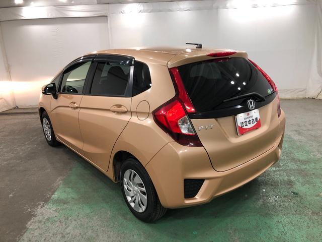フィット１３Ｇ・Ｆパッケージ　走行５６０４３キロ／ナビ／ＥＴＣ一年保証・走行距離無制限走行５６０４３キロ　ワンセグナビ　助手席エアバック　ＥＴＣ　純正カーペットマット　バックカメラ（埼玉県）の中古車