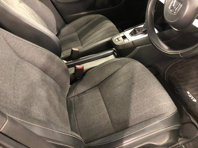 フィットe:HEVホーム 走行62711キロ ホンダ純正ナビ マット1年保証距離無制限 走行距離62711キロ ホンダ純正フルセグナビ バックカメラ ドライブレコーダー 純正マット LEDヘッドランプ 電動格納式ドアミラー(埼玉県)の中古車