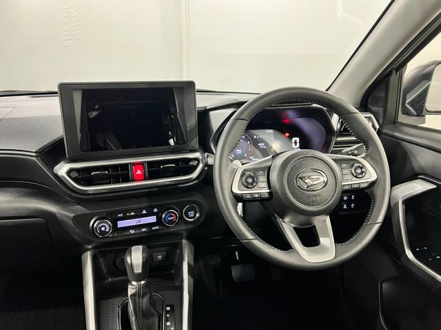 ロッキープレミアムＧ　走行８４６９キロ／ＬＥＤヘッドライト一年保証・走行距離無制限走行８４６９キロ　助手席エアバック　純正カーペットマット　サイドエアバック　クリアランスソナー　オートライト　ＬＥＤヘッドライト　シートヒーター　アイドリングストップ（埼玉県）の中古車