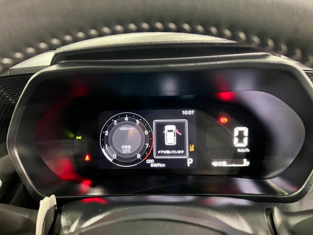 ロッキープレミアムＧ　走行８４６９キロ／ＬＥＤヘッドライト一年保証・走行距離無制限走行８４６９キロ　助手席エアバック　純正カーペットマット　サイドエアバック　クリアランスソナー　オートライト　ＬＥＤヘッドライト　シートヒーター　アイドリングストップ（埼玉県）の中古車