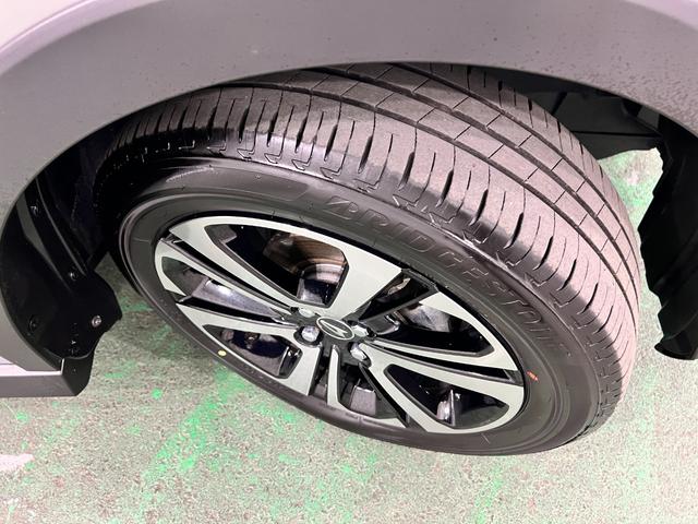 ロッキープレミアムＧ　走行８４６９キロ／ＬＥＤヘッドライト一年保証・走行距離無制限走行８４６９キロ　助手席エアバック　純正カーペットマット　サイドエアバック　クリアランスソナー　オートライト　ＬＥＤヘッドライト　シートヒーター　アイドリングストップ（埼玉県）の中古車