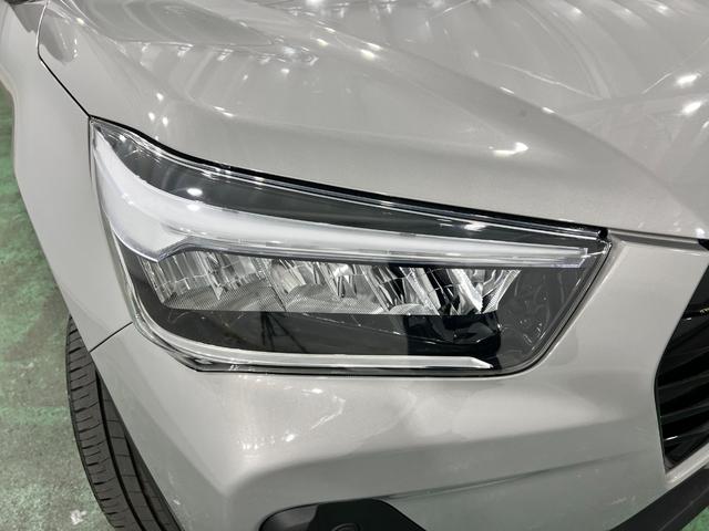 ロッキープレミアムＧ　走行８４６９キロ／ＬＥＤヘッドライト一年保証・走行距離無制限走行８４６９キロ　助手席エアバック　純正カーペットマット　サイドエアバック　クリアランスソナー　オートライト　ＬＥＤヘッドライト　シートヒーター　アイドリングストップ（埼玉県）の中古車