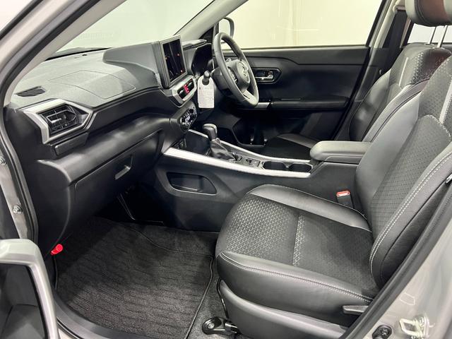 ロッキープレミアムＧ　走行８４６９キロ／ＬＥＤヘッドライト一年保証・走行距離無制限走行８４６９キロ　助手席エアバック　純正カーペットマット　サイドエアバック　クリアランスソナー　オートライト　ＬＥＤヘッドライト　シートヒーター　アイドリングストップ（埼玉県）の中古車