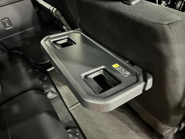 トールカスタムＧ　リミテッド　ＳＡIII　走行１３２３０キロ／ナビ１年保証距離無制限　走行距離１３２３０キロ　フルセグナビ　パノラマモニター　ブルートゥース　ドラレコ　純正マット　ＬＥＤヘッドランプ　アイドリングストップ　シートヒーター　両側電動スライドドア（埼玉県）の中古車