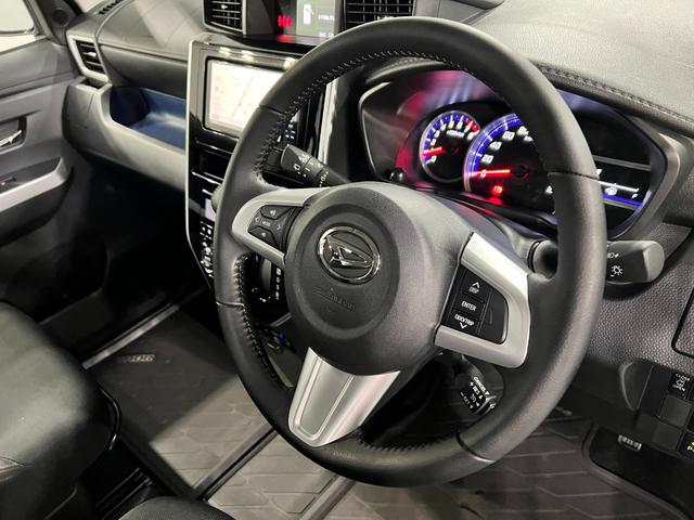 トールカスタムＧ　リミテッド　ＳＡIII　走行１３２３０キロ／ナビ１年保証距離無制限　走行距離１３２３０キロ　フルセグナビ　パノラマモニター　ブルートゥース　ドラレコ　純正マット　ＬＥＤヘッドランプ　アイドリングストップ　シートヒーター　両側電動スライドドア（埼玉県）の中古車