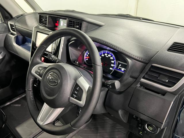 トールカスタムＧ　リミテッド　ＳＡIII　走行１３２３０キロ／ナビ１年保証距離無制限　走行距離１３２３０キロ　フルセグナビ　パノラマモニター　ブルートゥース　ドラレコ　純正マット　ＬＥＤヘッドランプ　アイドリングストップ　シートヒーター　両側電動スライドドア（埼玉県）の中古車