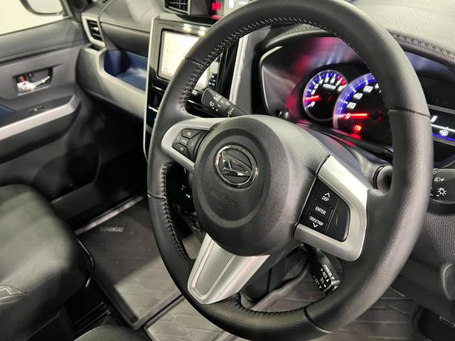 トールカスタムＧ　リミテッド　ＳＡIII　走行１３２３０キロ／ナビ１年保証距離無制限　走行距離１３２３０キロ　フルセグナビ　パノラマモニター　ブルートゥース　ドラレコ　純正マット　ＬＥＤヘッドランプ　アイドリングストップ　シートヒーター　両側電動スライドドア（埼玉県）の中古車