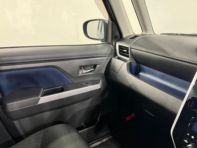 トールカスタムＧ　リミテッド　ＳＡIII　走行１３２３０キロ／ナビ１年保証距離無制限　走行距離１３２３０キロ　フルセグナビ　パノラマモニター　ブルートゥース　ドラレコ　純正マット　ＬＥＤヘッドランプ　アイドリングストップ　シートヒーター　両側電動スライドドア（埼玉県）の中古車