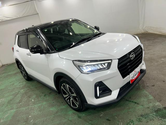 ロッキープレミアム 4WD/走行23113キロ/純正9型ナビドラレコ1年保証距離無制限 走行距離23113キロ 純正フルセグナビ バックカメラ ドラレコ 純正マット サイドエアバッグ LEDヘッドランプ アイドリングストップ シートヒーター オート格納式ドアミラー(埼玉県)の中古車