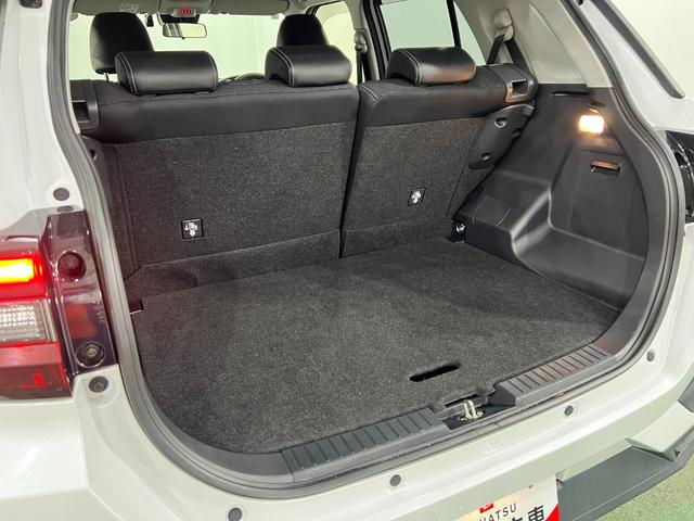 ロッキープレミアム 4WD/走行23113キロ/純正9型ナビドラレコ1年保証距離無制限 走行距離23113キロ 純正フルセグナビ バックカメラ ドラレコ 純正マット サイドエアバッグ LEDヘッドランプ アイドリングストップ シートヒーター オート格納式ドアミラー(埼玉県)の中古車