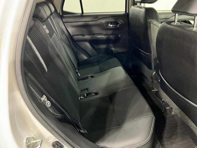 ロッキープレミアム 4WD/走行23113キロ/純正9型ナビドラレコ1年保証距離無制限 走行距離23113キロ 純正フルセグナビ バックカメラ ドラレコ 純正マット サイドエアバッグ LEDヘッドランプ アイドリングストップ シートヒーター オート格納式ドアミラー(埼玉県)の中古車