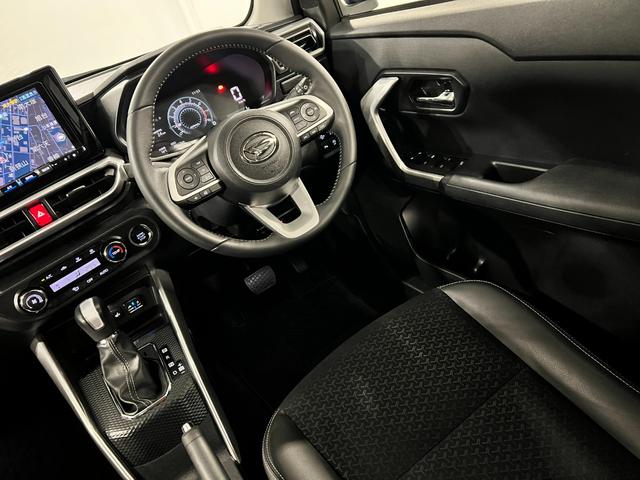 ロッキープレミアム 4WD/走行23113キロ/純正9型ナビドラレコ1年保証距離無制限 走行距離23113キロ 純正フルセグナビ バックカメラ ドラレコ 純正マット サイドエアバッグ LEDヘッドランプ アイドリングストップ シートヒーター オート格納式ドアミラー(埼玉県)の中古車