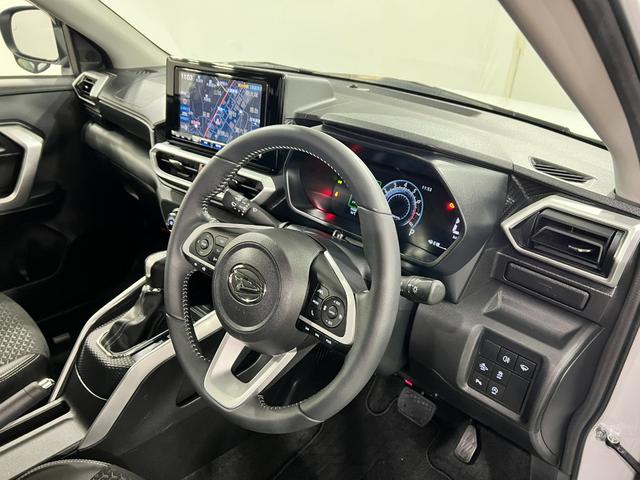 ロッキープレミアム 4WD/走行23113キロ/純正9型ナビドラレコ1年保証距離無制限 走行距離23113キロ 純正フルセグナビ バックカメラ ドラレコ 純正マット サイドエアバッグ LEDヘッドランプ アイドリングストップ シートヒーター オート格納式ドアミラー(埼玉県)の中古車