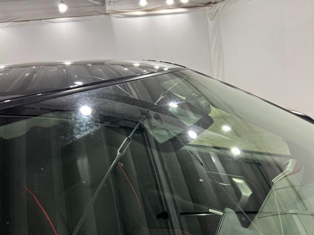 ロッキーＧ　走行６１２６２キロ／９インチナビ／雹害／全周囲カメラ一年保証・走行距離無制限走行６１２６２キロ　フルセグナビ　ブルートゥース　全周囲カメラ　ドラレコ　クリアランスソナー　ＬＥＤヘッドライト　オートライト　シートヒーター（埼玉県）の中古車