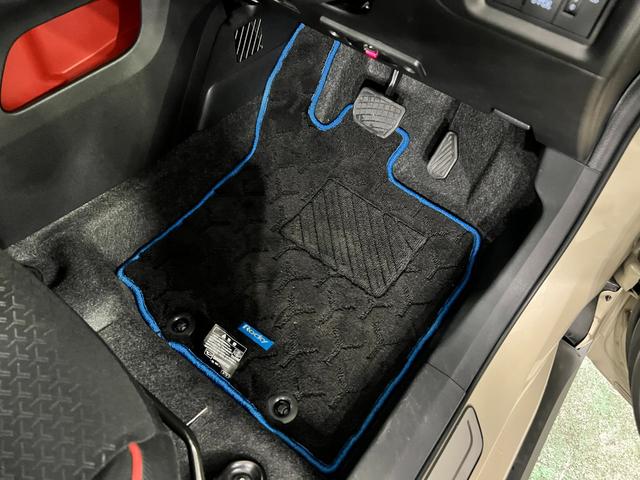 ロッキーX HEV 走行48659キロ/純正9インチナビ/ドラレコ1年保証距離無制限 走行距離48659キロ 純正フルセグナビ パノラマモニター ドラレコ 純正マット サイドエアバッグ LEDヘッドランプ アイドリングストップ シートヒーター オート格納式ドアミラー(埼玉県)の中古車