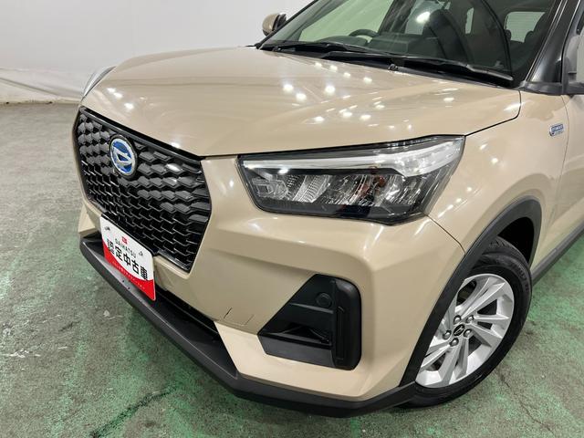 ロッキーX HEV 走行48659キロ/純正9インチナビ/ドラレコ1年保証距離無制限 走行距離48659キロ 純正フルセグナビ パノラマモニター ドラレコ 純正マット サイドエアバッグ LEDヘッドランプ アイドリングストップ シートヒーター オート格納式ドアミラー(埼玉県)の中古車