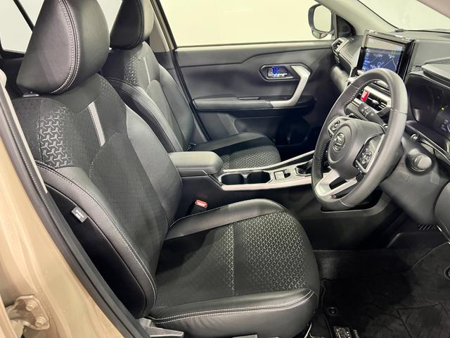 ロッキープレミアムＧ　走行５１２８３キロ／雹害／ナビ／ドラレコ雹害車　フルセグナビ　バックカメラ　ドラレコ　クリアランスソナー　オートライト　ＬＥＤヘッドライト　シートヒーター　一年保証・走行距離無制限走行５１２８３キロ（東京都）の中古車