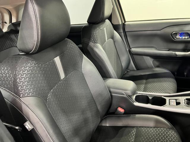 ロッキープレミアムＧ　走行５１２８３キロ／雹害／ナビ／ドラレコ雹害車　フルセグナビ　バックカメラ　ドラレコ　クリアランスソナー　オートライト　ＬＥＤヘッドライト　シートヒーター　一年保証・走行距離無制限走行５１２８３キロ（東京都）の中古車