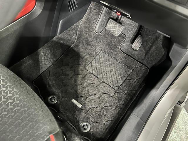 ロッキーＸ　走行２８６７キロ／ナビ／ドラレコ／全周囲カメラ一年保証・走行距離無制限走行２８６７キロ　フルセグナビ　ブルートゥース　全周囲カメラ　ドラレコ　クリアランスソナー　オートライト　ＬＥＤヘッドライト（埼玉県）の中古車