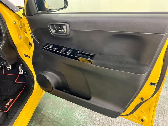 Ｎ−ＯＮＥＲＳ　走行２３０２４キロ／ＭＴ車／フルセグナビ／ドラレコ１年保証距離無制限　走行距離２３０２４キロ　ＭＴ車　フルセグナビ　バックカメラ　ドラレコ　純正マット　サイドエアバッグ　ＬＥＤヘッドランプ　シートヒーター　電動格納式ドアミラー（埼玉県）の中古車